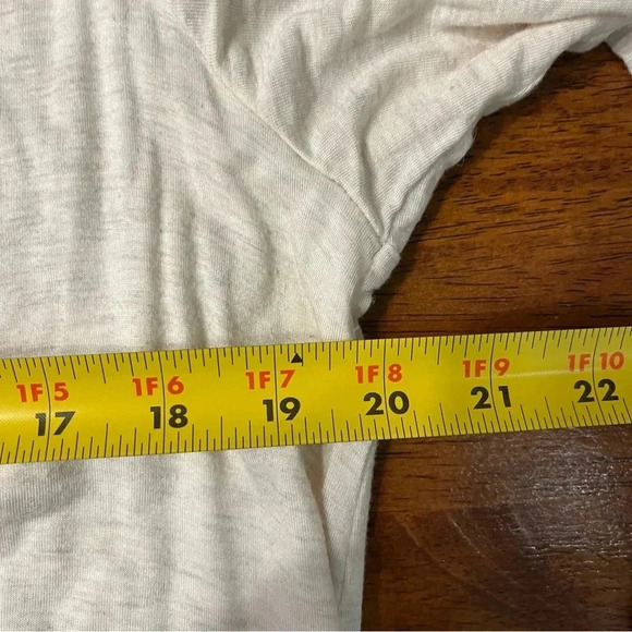 Torrid super soft knits cream cardigan size 2/2X crochet back - Picture 5 of 5